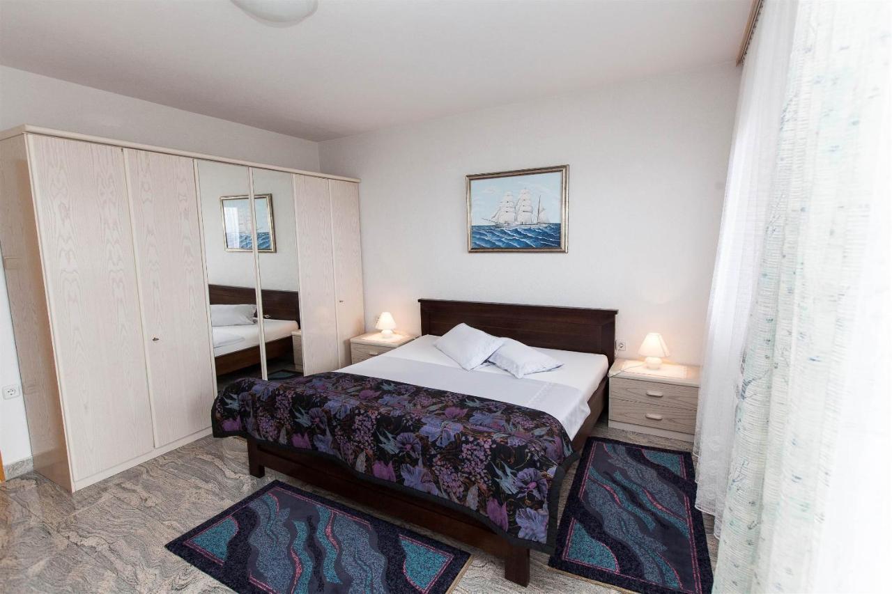 Apartments With A Parking Space Crikvenica - 11307 Экстерьер фото