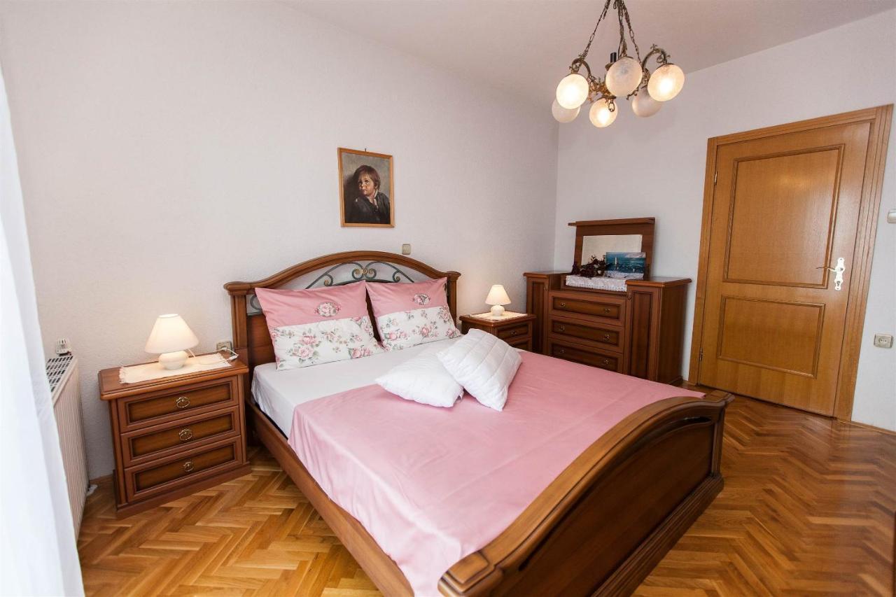Apartments With A Parking Space Crikvenica - 11307 Экстерьер фото