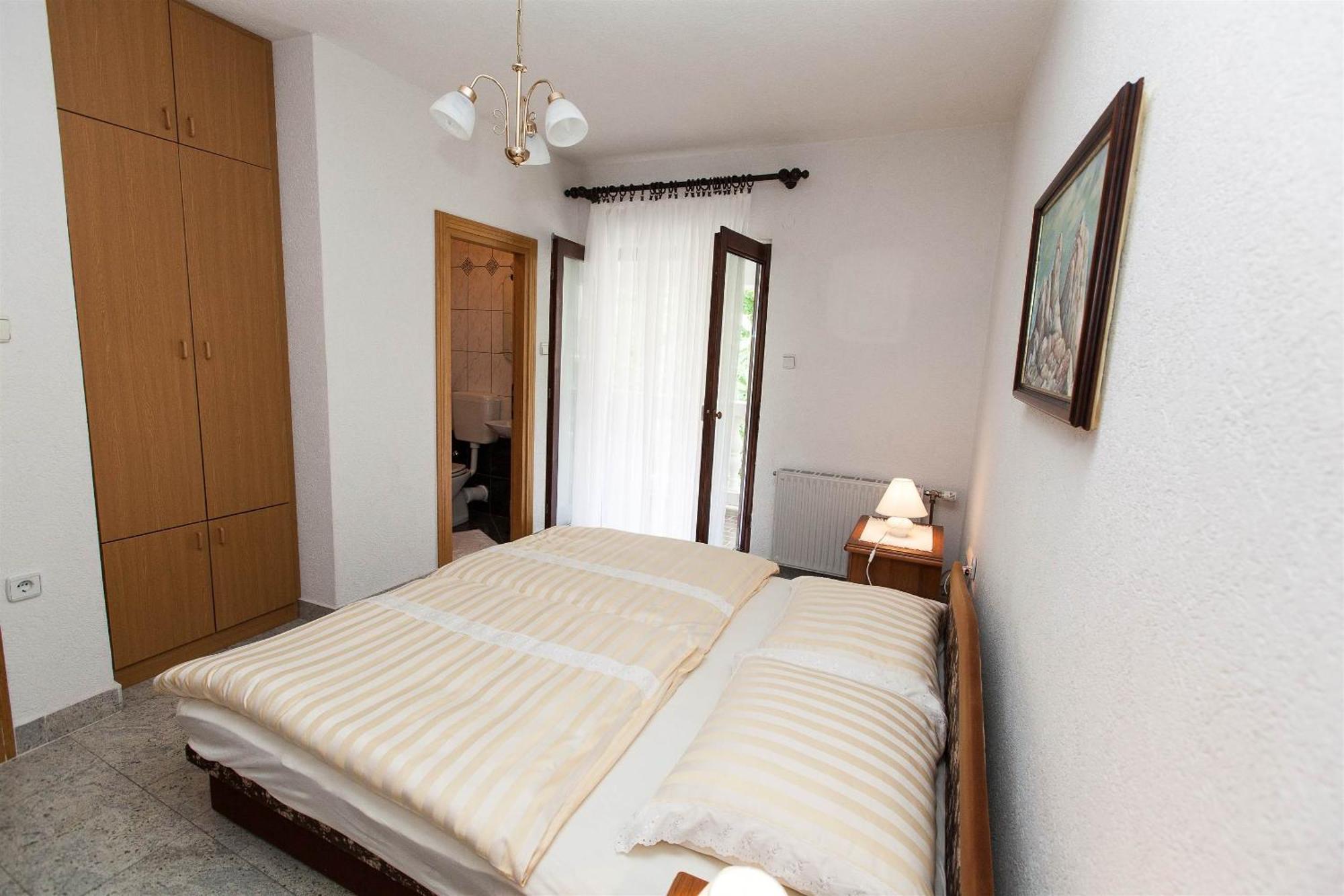 Apartments With A Parking Space Crikvenica - 11307 Номер фото